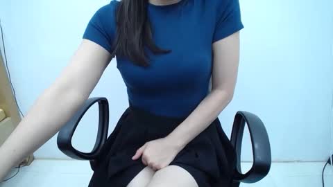 julie9x online show from 05-04-26, 10:39