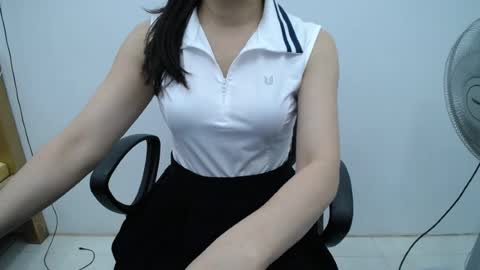 julie9x online show from 06-12-26, 09:14