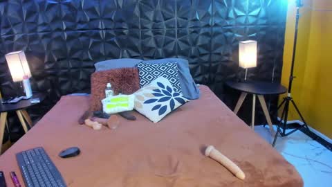 julie coper online show from 01-22-25, 08:06