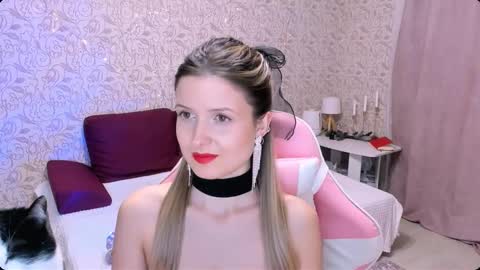 Snapshot of julie_flores chatting on 12-07-24, 04:03 Julie online show from 12-07-24, 04:03