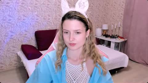 Snapshot of julie_flores chatting on 12-21-24, 06:55 Julie online show from 12-21-24, 06:55