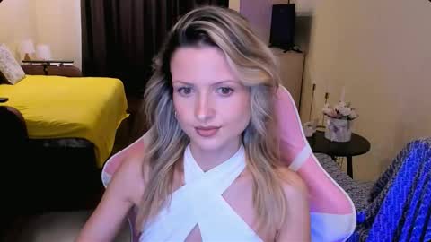 Julie online show from 02-14-26, 05:43