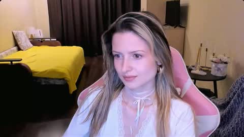 Julie online show from 03-14-26, 03:39