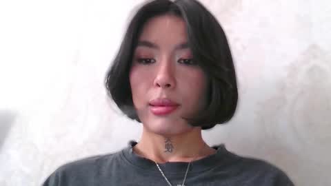 julie_turner_ online show from 10-24-25, 10:44