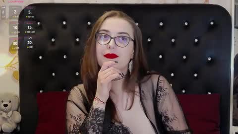 Julia online show from 05-18-26, 05:02