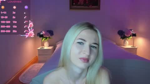 julieblazex online show from 06-17-26, 08:21