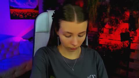 juliedaniel online show from 09-18-25, 04:14