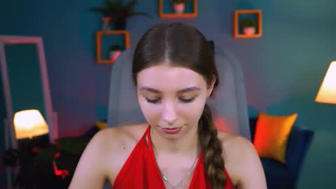 juliedaniel online show from 10-28-25, 05:11