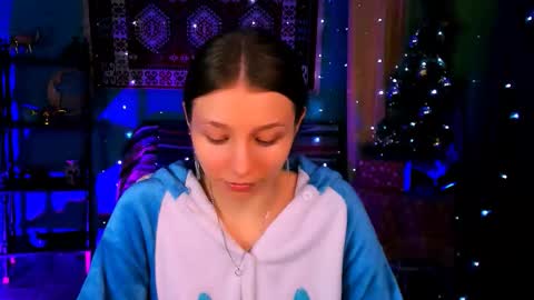 juliedaniel online show from 12-22-25, 08:22