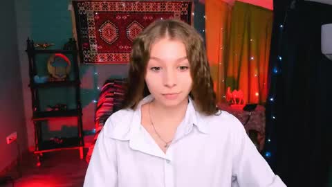 juliedaniel online show from 05-11-26, 08:20