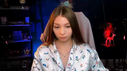 juliedaniel online show from 06-25-26, 07:24