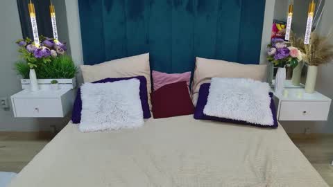 Snapshot of juliehill chatting on 02-07-26, 07:01 juliehill online show from 02-07-26, 07:01