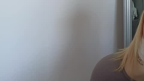 Julia online show from 02-10-25, 01:55