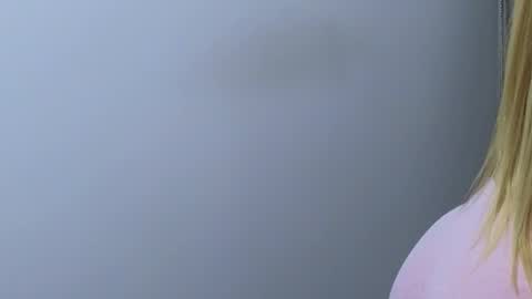 Julia online show from 02-18-25, 08:47