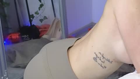 Julia online show from 02-28-25, 05:37