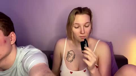 Julie and Thomas online show from 02-16-26, 07:59