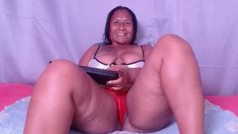 julielove1 online show from 05-10-26, 10:26