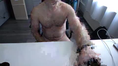 Snapshot of julienneedyou chatting on 11-12-25, 09:53 julienneedyou online show from 11-12-25, 09:53