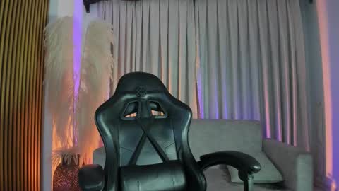 Julien online show from 01-12-26, 11:15