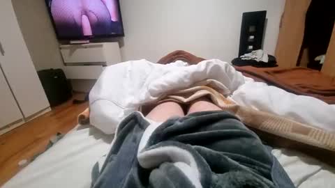 Julientoy online show from 01-28-25, 02:53