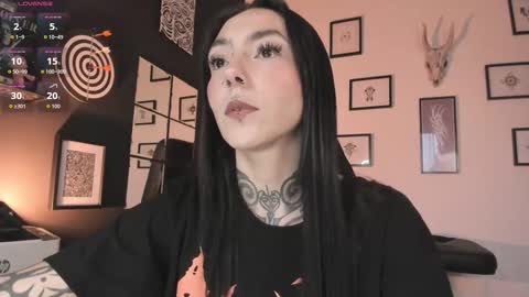 Snapshot of juliet_sourire chatting on 03-19-26, 02:32 juliet_sourire online show from 03-19-26, 02:32