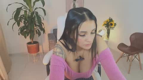 Julieta92  online show from 02-27-26, 06:08