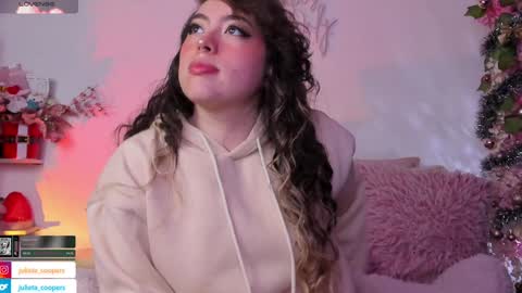 Snapshot of julieta_cooper20 chatting on 12-18-24, 05:37 Juli online show from 12-18-24, 05:37