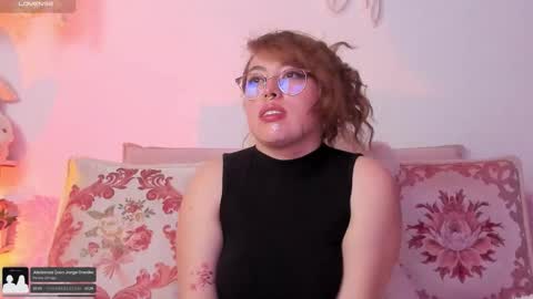 Snapshot of julieta_cooper20 chatting on 09-28-25, 03:45 Juli online show from 09-28-25, 03:45