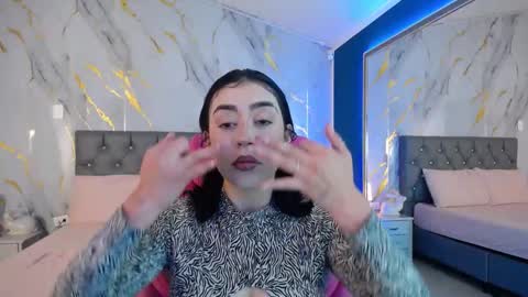 Julieta online show from 02-21-25, 03:56