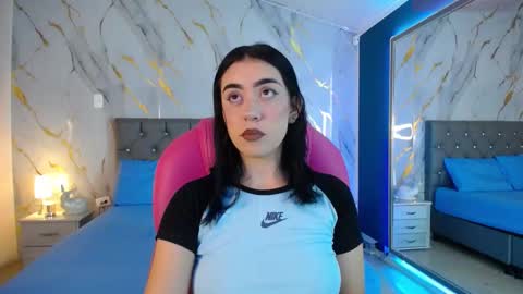 Julieta online show from 03-10-25, 03:34