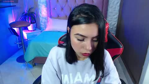 julieta_fn online show from 04-29-26, 03:27