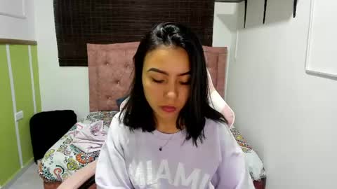 julieta_fn online show from 06-25-26, 03:16