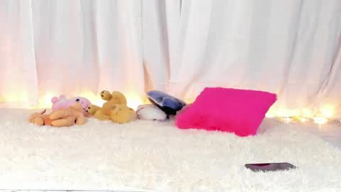 Julieta  online show from 12-05-24, 03:15