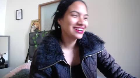 Julieta online show from 03-27-26, 04:40