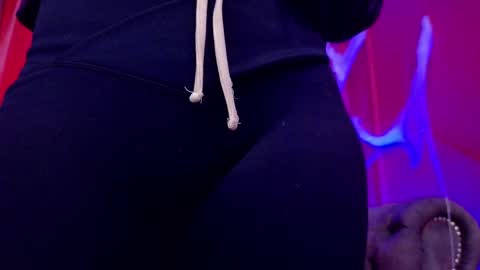  Julieta  online show from 10-16-25, 12:06