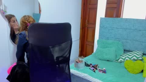 julieta_star69 online show from 09-17-25, 12:40