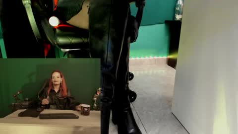 Snapshot of julieta_wall2 chatting on 04-01-26, 11:13 Julieta wall online show from 04-01-26, 11:13