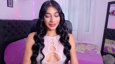 Julieta online show from 09-30-25, 01:49