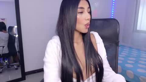 Julieta online show from 02-24-26, 01:42