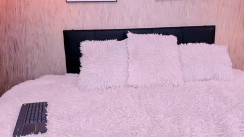 andara velez online show from 12-14-24, 06:20