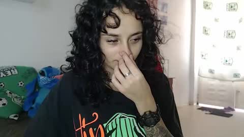 Snapshot of julietajaguar chatting on 12-04-24, 03:21 Julieta Jaguar online show from 12-04-24, 03:21
