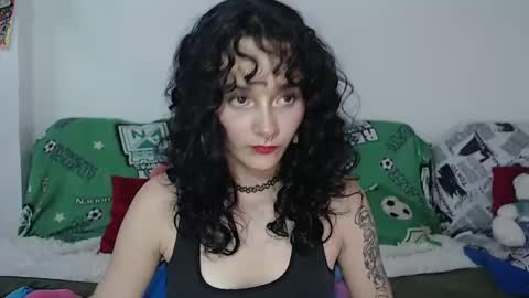 Snapshot of julietajaguar chatting on 12-16-24, 03:32 Julieta Jaguar online show from 12-16-24, 03:32