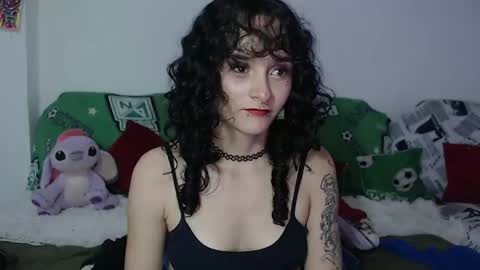 Snapshot of julietajaguar chatting on 12-28-24, 03:26 Julieta Jaguar online show from 12-28-24, 03:26