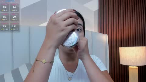 Julieta Santos online show from 05-21-26, 06:48