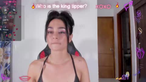 Snapshot of julietaserafelle chatting on 01-15-25, 05:50 serafelle online show from 01-15-25, 05:50