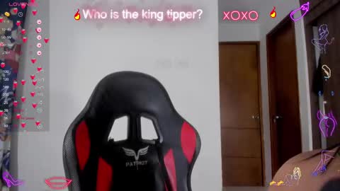 Snapshot of julietaserafelle chatting on 02-19-25, 01:40 serafelle online show from 02-19-25, 01:40
