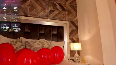 Julieta Wild  online show from 02-15-25, 04:14