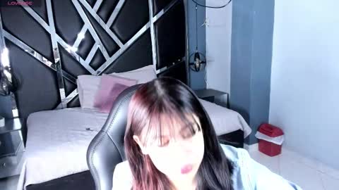 Snapshot of julieth_brown_ chatting on 10-05-25, 11:52 Julieth online show from 10-05-25, 11:52