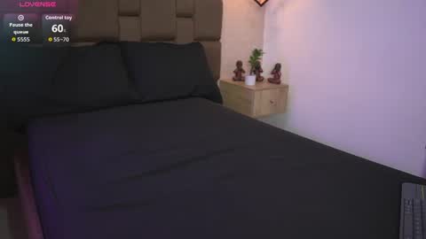 julieth_rojas online show from 06-29-26, 04:41