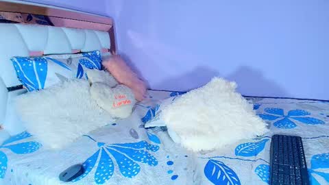 julieth rossi online show from 09-18-25, 10:34